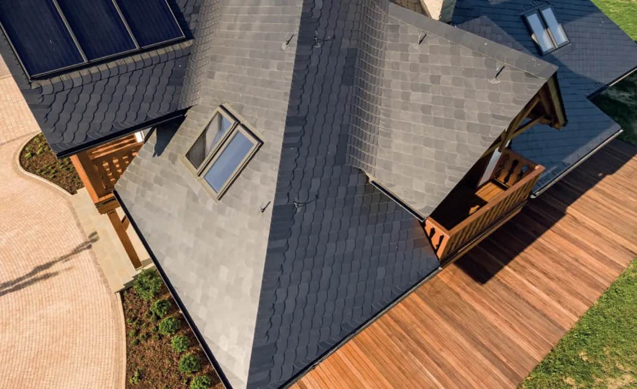 Łupek na dach: Koszt, trwałość, montaż. Czy to inwestycja dla Ciebie?