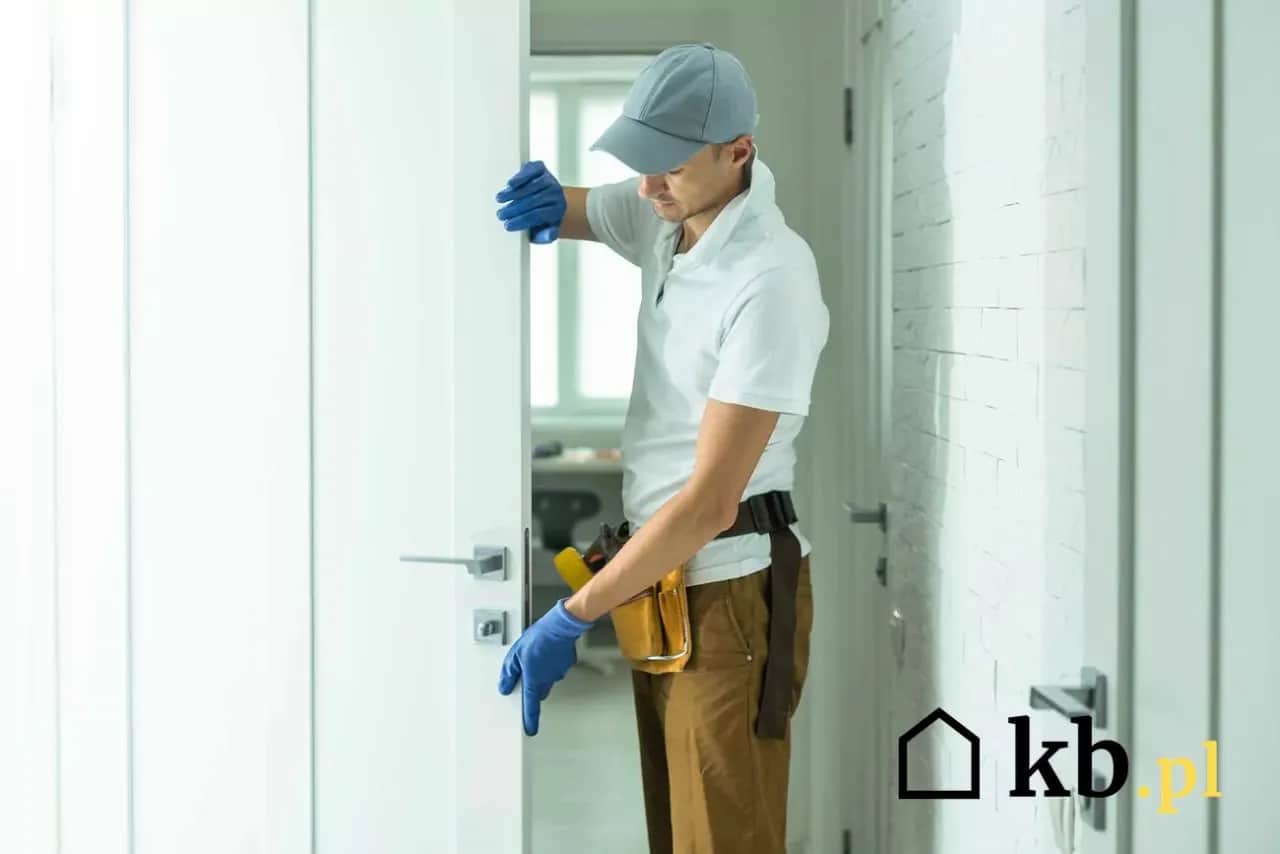 Ile kosztują drzwi na wymiar? Pełny kosztorys i porady eksperta.